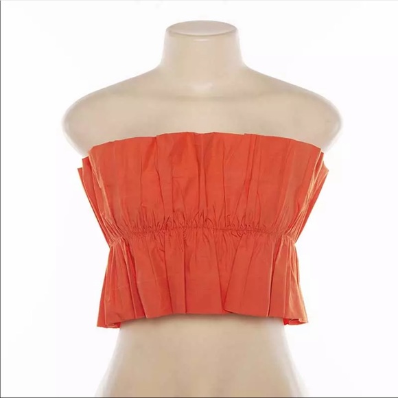 Tiered Ruffle Top Cropped - Picture 9 of 10
